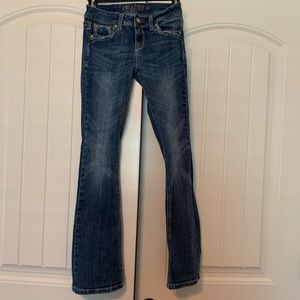 Girls Grace in La jeans